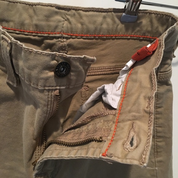 SOLD 🛑 Wrangler Boys Size 10 Regular Khaki Colored Pants - Picture 7 of 10